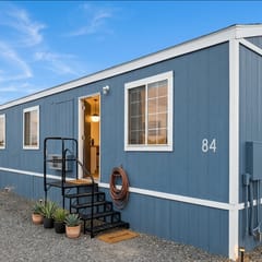 Grand Canyon Gateway: Private Suite with Kitchenette-Sleeps 4