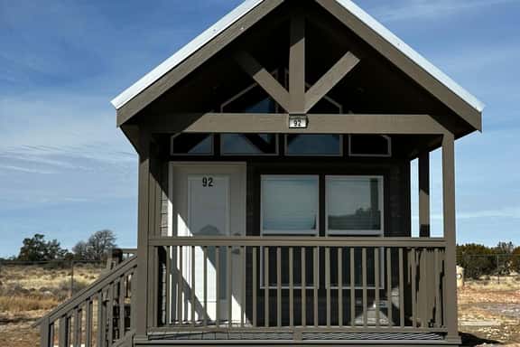 92 Star Gazing Retreat near Grand Canyon South Rim Sleeps 8 - Image 1
