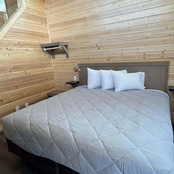 75A Cozy Home nr Grand Canyon South Rim King Bed Loft Sleeps 6 - Image 1