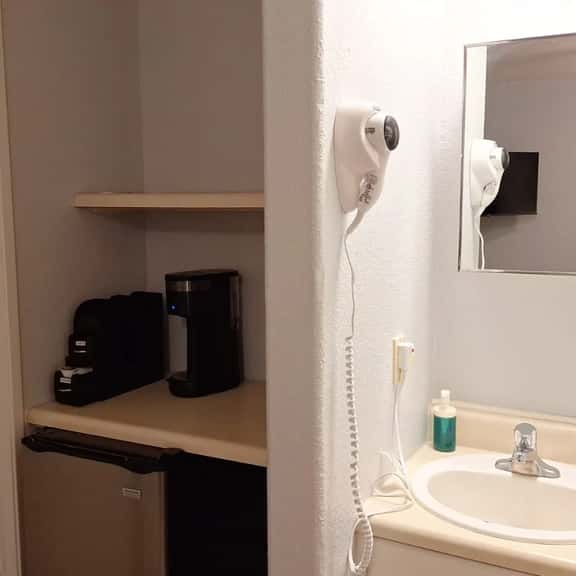 82A Studio near Grand Canyon South Rim Sleeps 2 - Image 1
