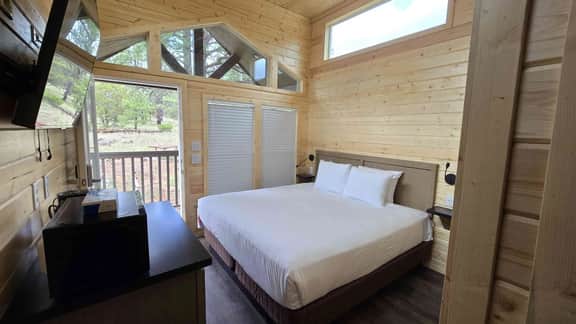59B Cozy Home near Grand Canyon South Rim King Bed Sleeps 2
