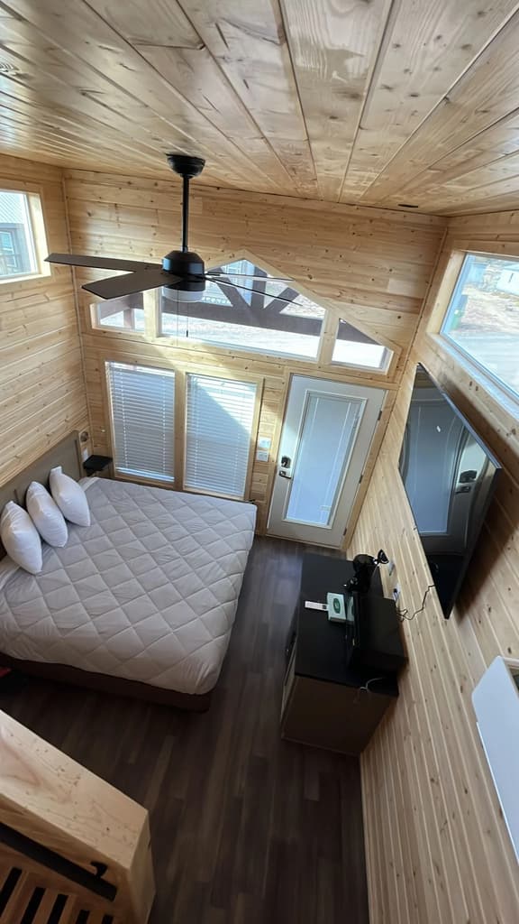 61A Cozy Home nr Grand Canyon South Rim King Bed w/Loft Sleeps 4