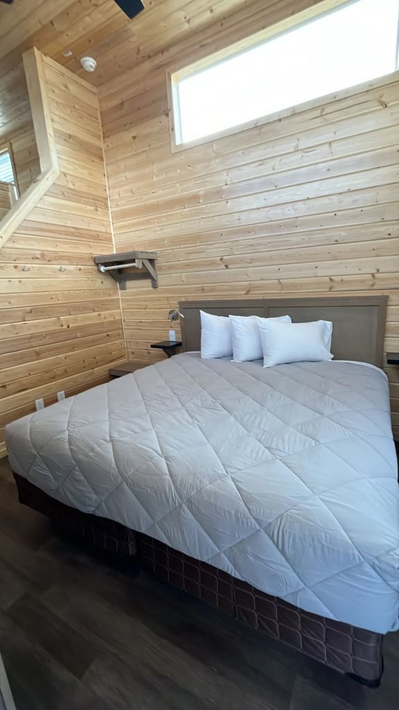 63A Cozy Home nr Grand Canyon South Rim King Bed w/Loft Sleeps 4